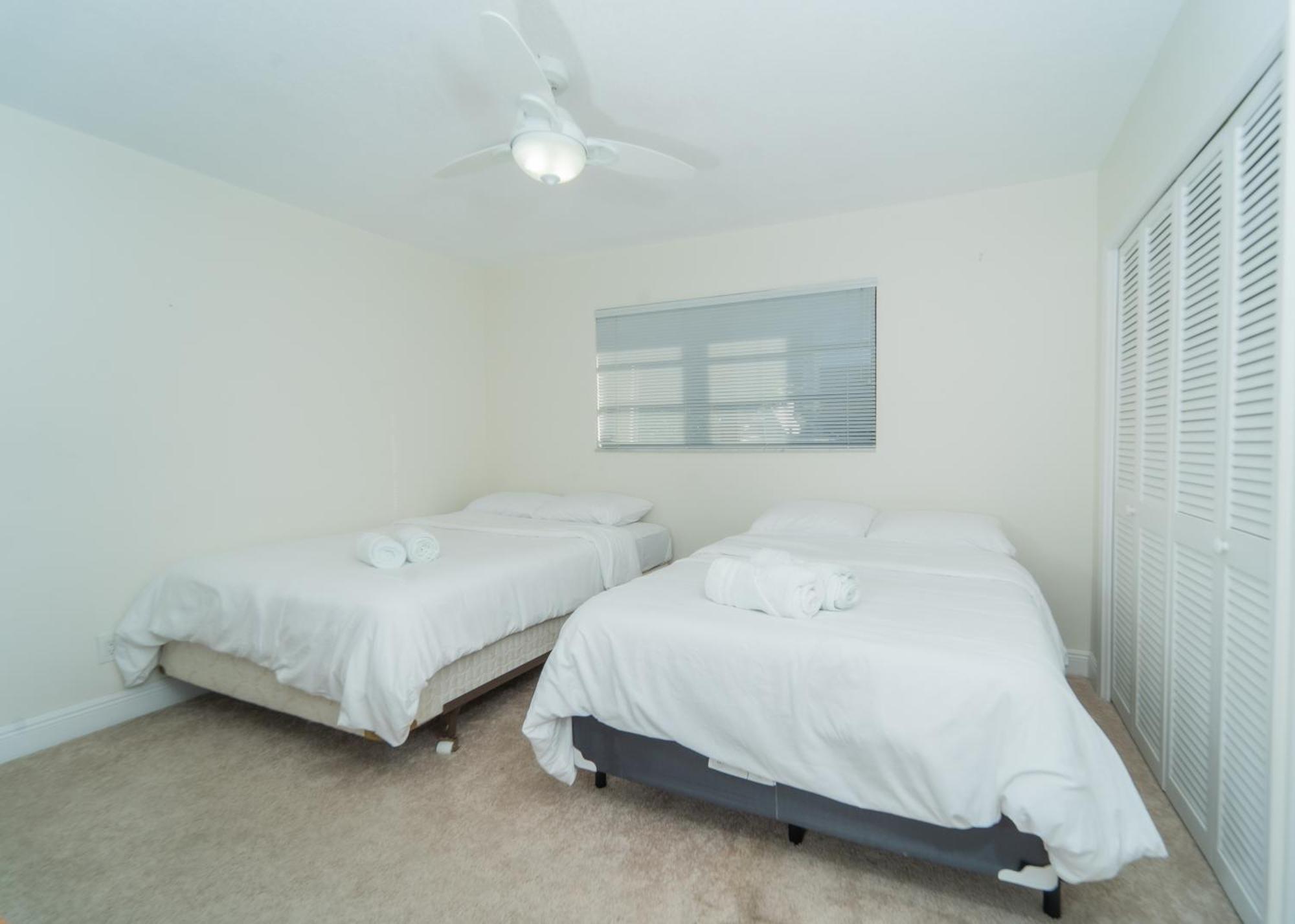 Waterfront Villa Heated Pool Spa Walk To Beach Fort Lauderdale Exterior photo